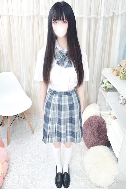 平野みこ（20）