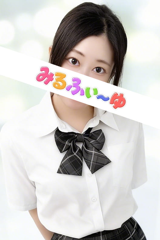 秋山かんな（24）